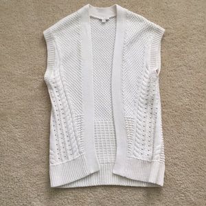 Gap sweater